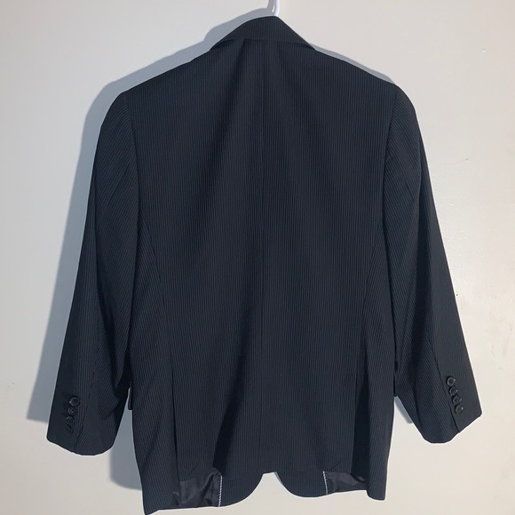 Blazer/suit - Picture 2 of 3